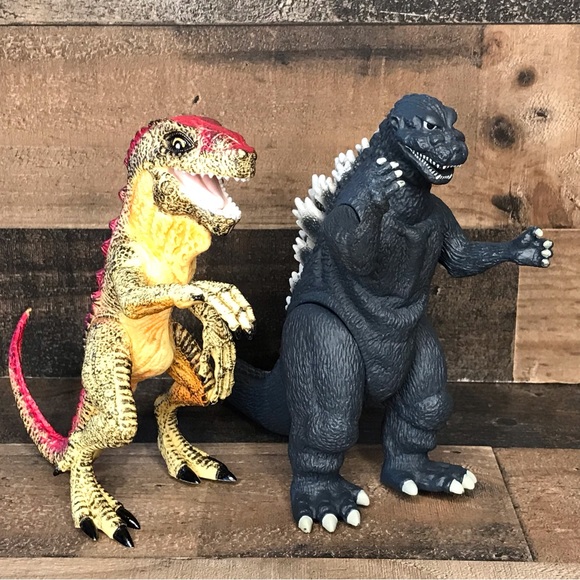 Vintage Godzilla T-Rex Lot 1998-2002 Toho Trendmaster 6” Figures Adult & Baby - Picture 3 of 10